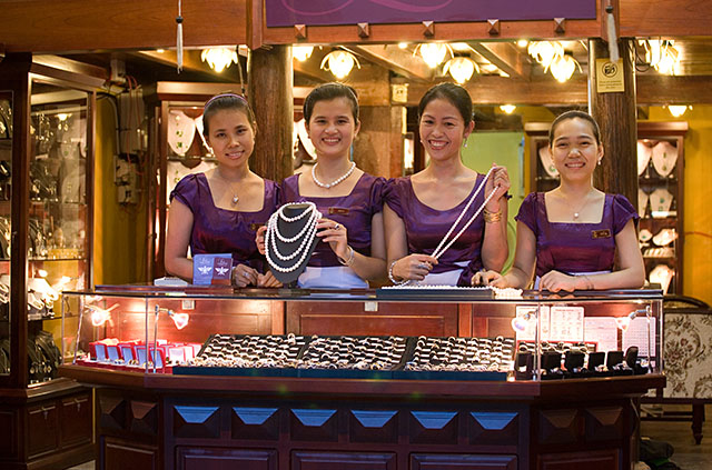 Lotus Jewellery Store in Hoi An